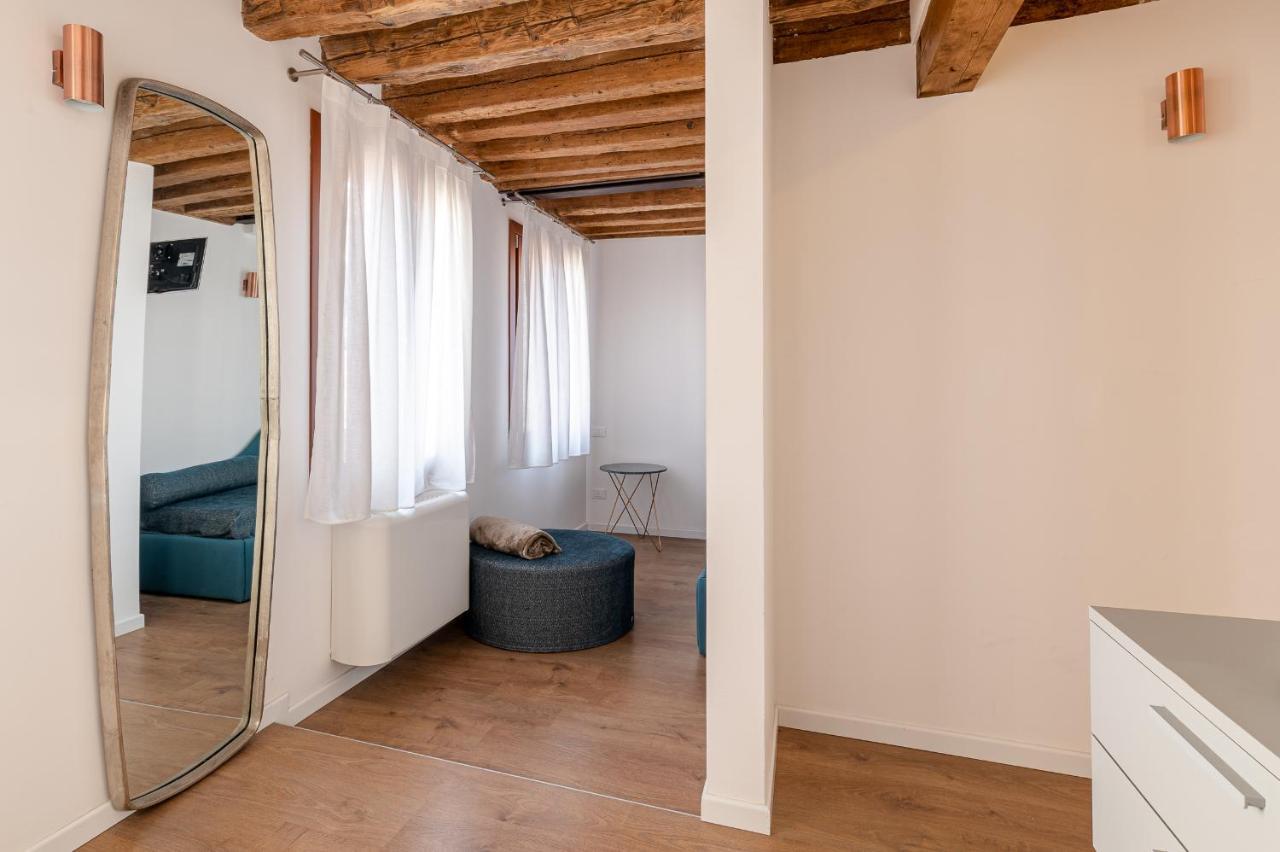 Affittacamere La Finestra Sulle Beccarie 2*